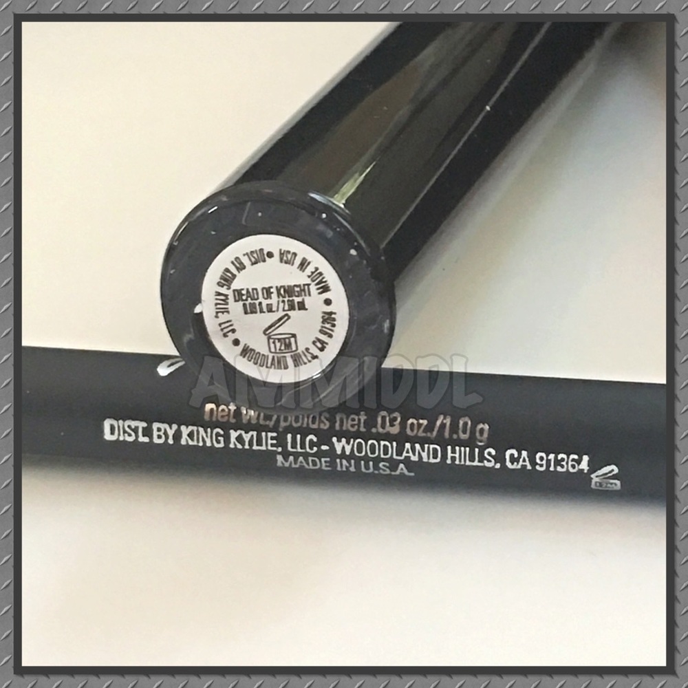 ✅$ALE🆕DEAD OF KNIGHT💄Kylie Lip Kit💄NIB - Picture 3 of 5